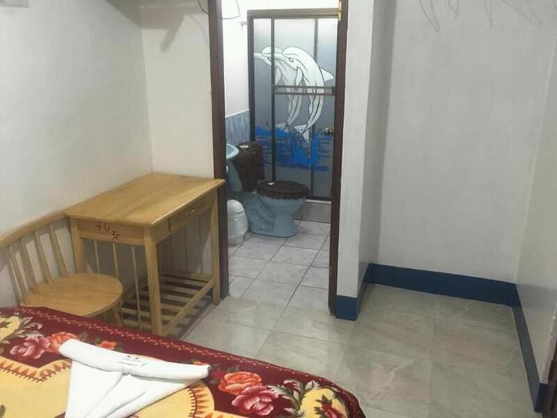 Hostal Albatros San Cristóbal Ngoại thất bức ảnh